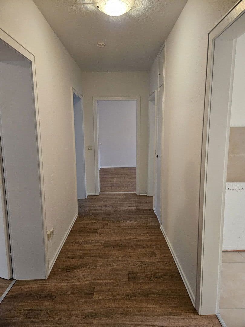 Prenájom bytu 3-izbový 78 m², Wiesbaden, Hesensko Prenájom bytu 3-izbový 78 m², Wiesbaden, Hesensko