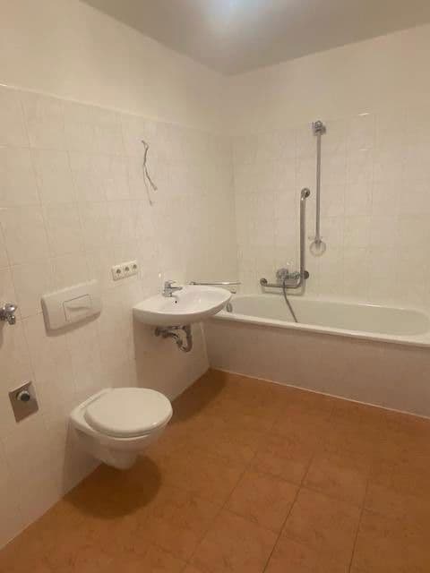 Prenájom bytu 2-izbový 70 m², Badstraße 5A, Bad Elster, Sasko Prenájom bytu 2-izbový 70 m², Badstraße 5A, Bad Elster, Sasko