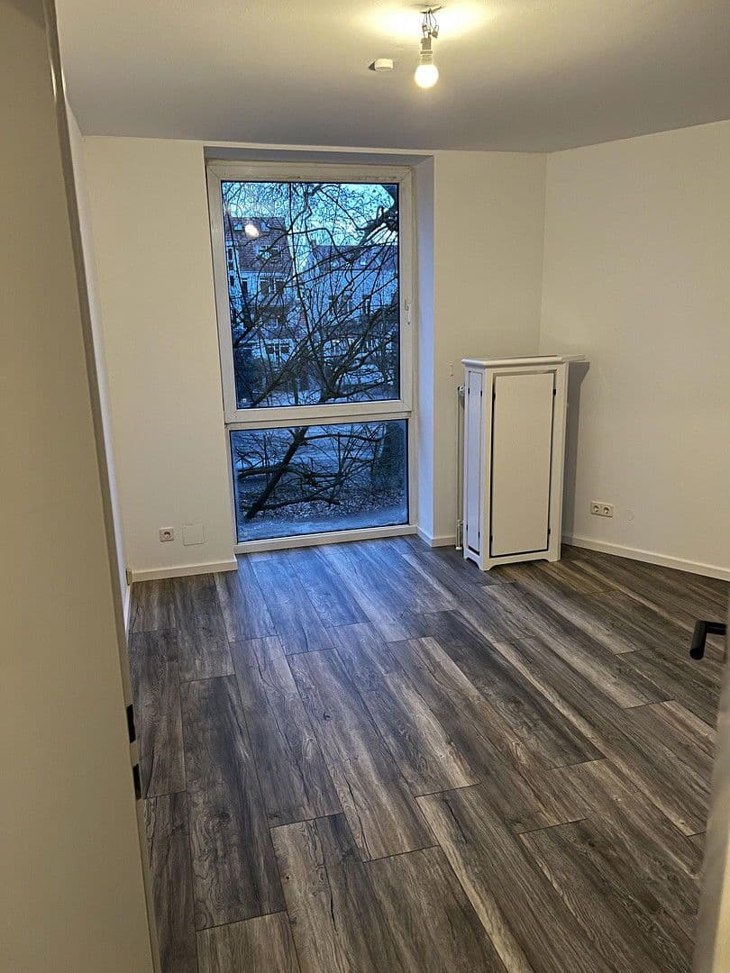 Prenájom bytu 3-izbový 114 m², Bremen, Brémy Prenájom bytu 3-izbový 114 m², Bremen, Brémy