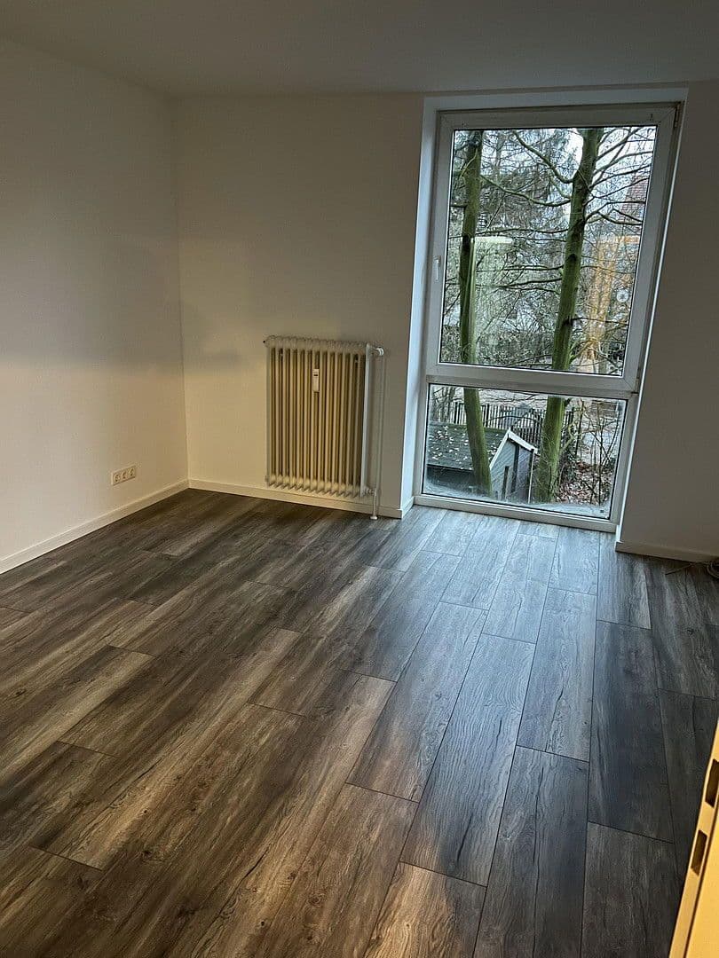 Prenájom bytu 3-izbový 114 m², Bremen, Brémy Prenájom bytu 3-izbový 114 m², Bremen, Brémy