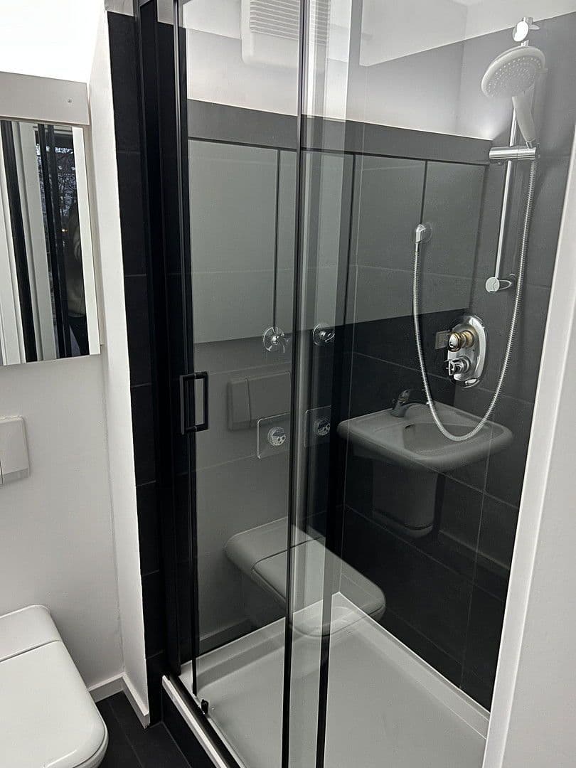 Prenájom bytu 3-izbový 114 m², Bremen, Brémy Prenájom bytu 3-izbový 114 m², Bremen, Brémy