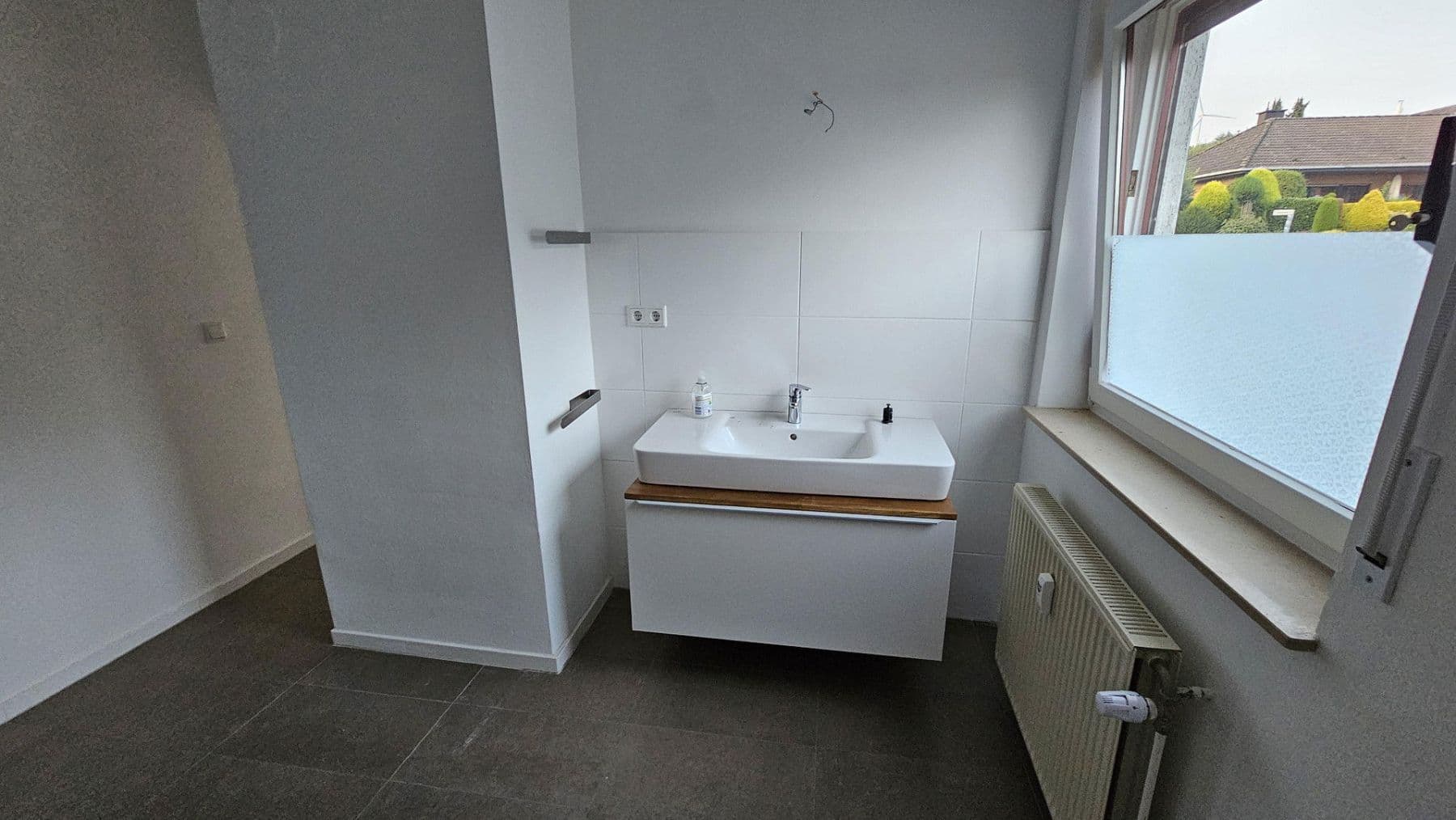 Prenájom bytu 4-izbový 118 m², Grävenwiesbach, Hesensko Prenájom bytu 4-izbový 118 m², Grävenwiesbach, Hesensko