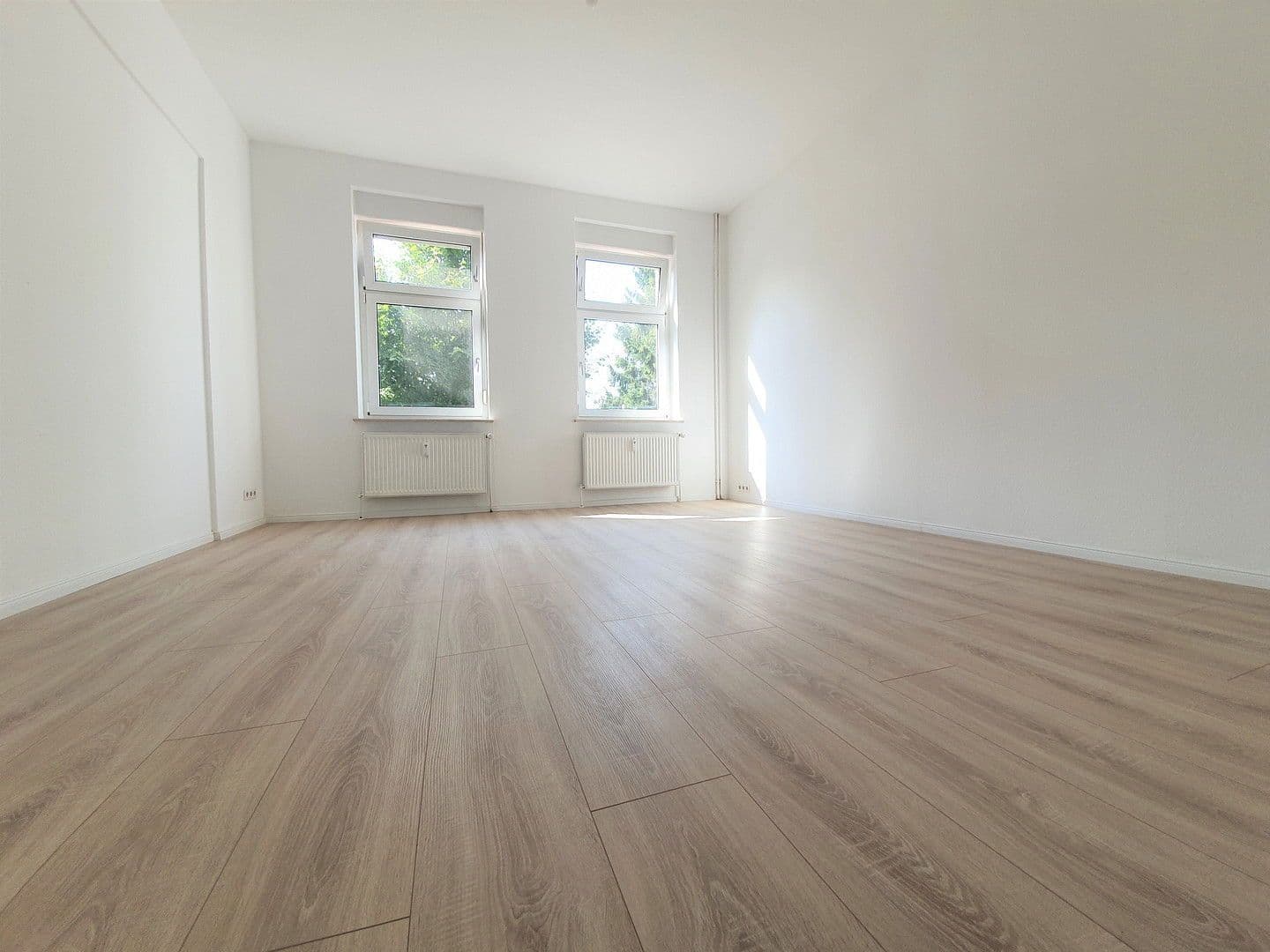 Prenájom bytu 2-izbový 58 m², Lindenstraße 32, Velten, Brandenbursko Prenájom bytu 2-izbový 58 m², Lindenstraße 32, Velten, Brandenbursko
