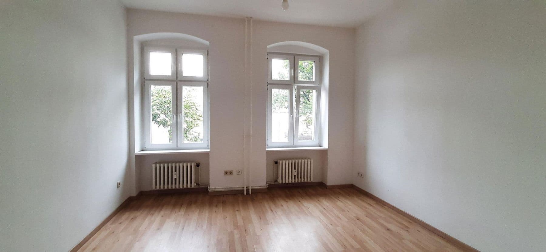 Prenájom bytu 3-izbový 68 m², Ringbahnstr. 27, Berlin, Berlín Prenájom bytu 3-izbový 68 m², Ringbahnstr. 27, Berlin, Berlín