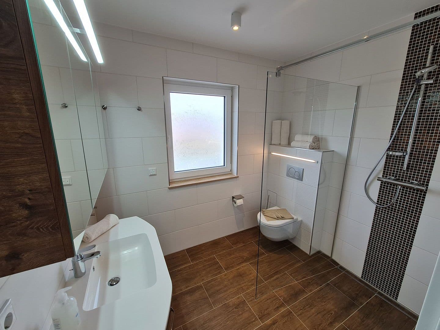 Prenájom bytu 3-izbový 75 m², Farmersteg 10, Hoppegarten, Brandenbursko Prenájom bytu 3-izbový 75 m², Farmersteg 10, Hoppegarten, Brandenbursko