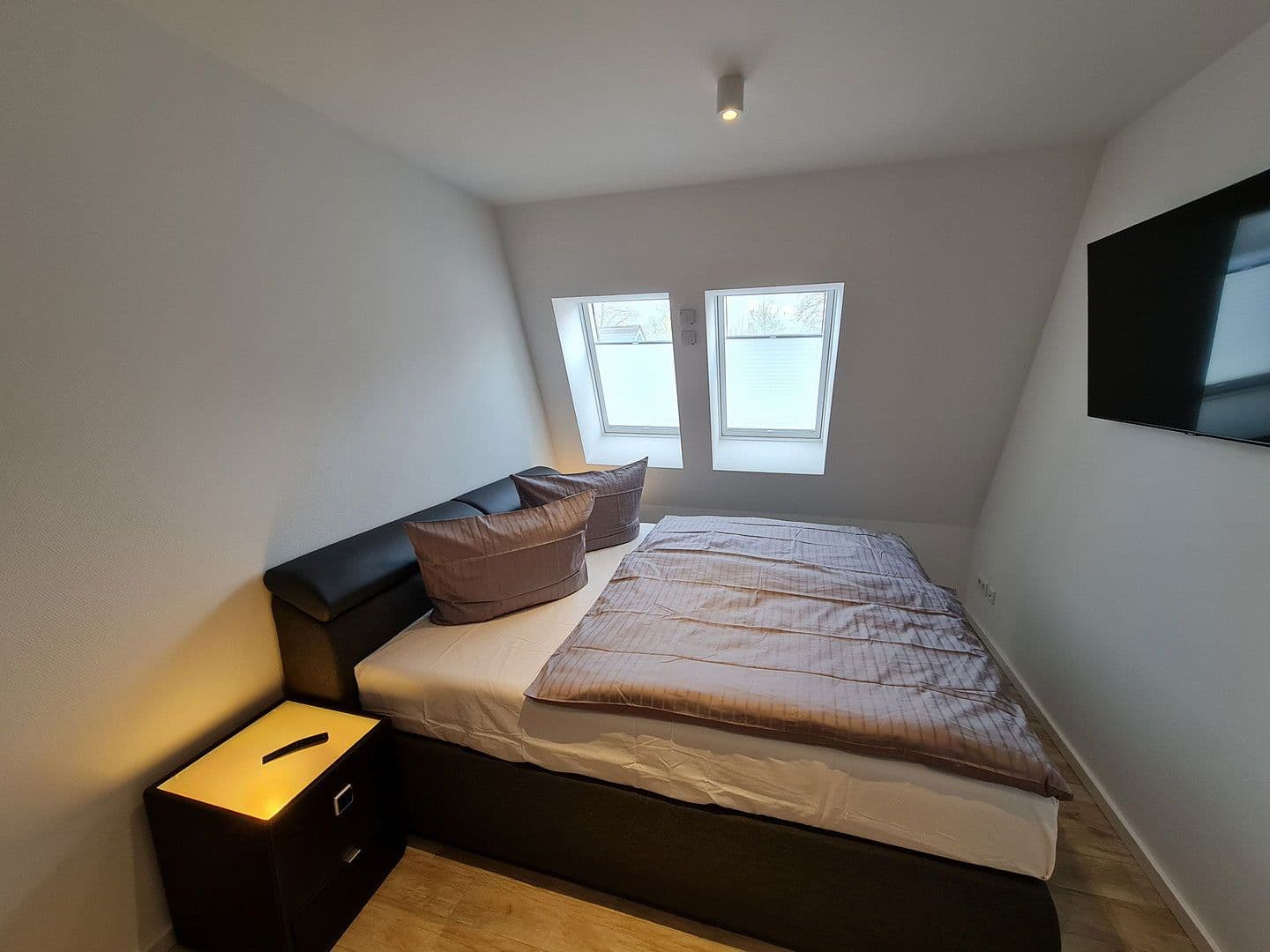 Prenájom bytu 3-izbový 75 m², Farmersteg 10, Hoppegarten, Brandenbursko Prenájom bytu 3-izbový 75 m², Farmersteg 10, Hoppegarten, Brandenbursko