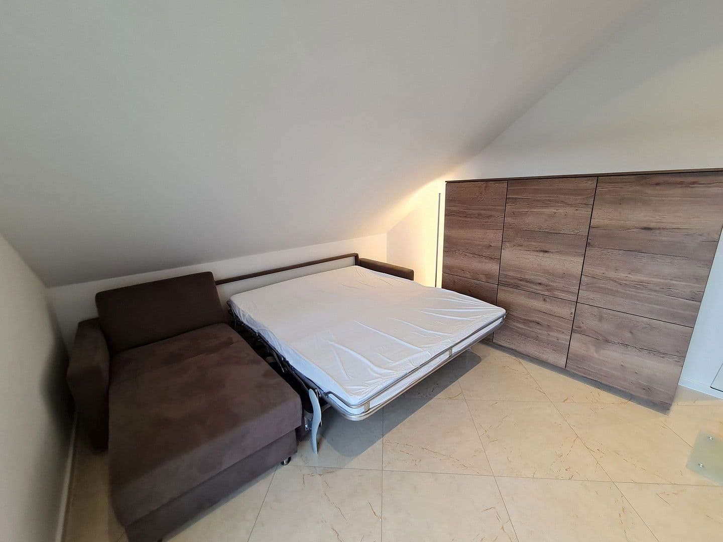 Prenájom bytu 3-izbový 75 m², Farmersteg 10, Hoppegarten, Brandenbursko Prenájom bytu 3-izbový 75 m², Farmersteg 10, Hoppegarten, Brandenbursko