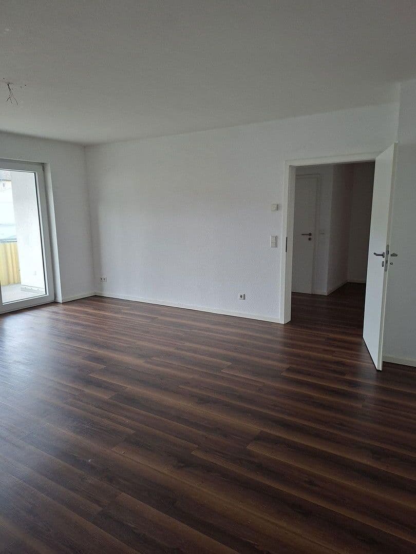 Prenájom bytu 2-izbový 71 m², Remagen, Porýnie-Falcko Prenájom bytu 2-izbový 71 m², Remagen, Porýnie-Falcko