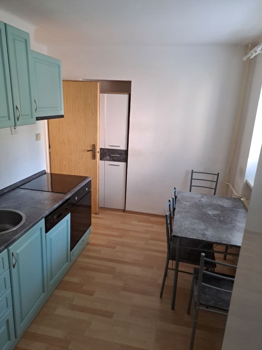 Prenájom bytu 2-izbový 72 m², Prachatice, Jihočeský kraj Prenájom bytu 2-izbový 72 m², Prachatice, Jihočeský kraj