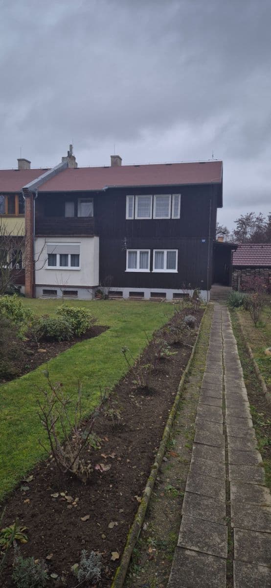 Prenájom bytu 2-izbový 57 m², Olbrachtova, Roztoky, Středočeský kraj Prenájom bytu 2-izbový 57 m², Olbrachtova, Roztoky, Středočeský kraj