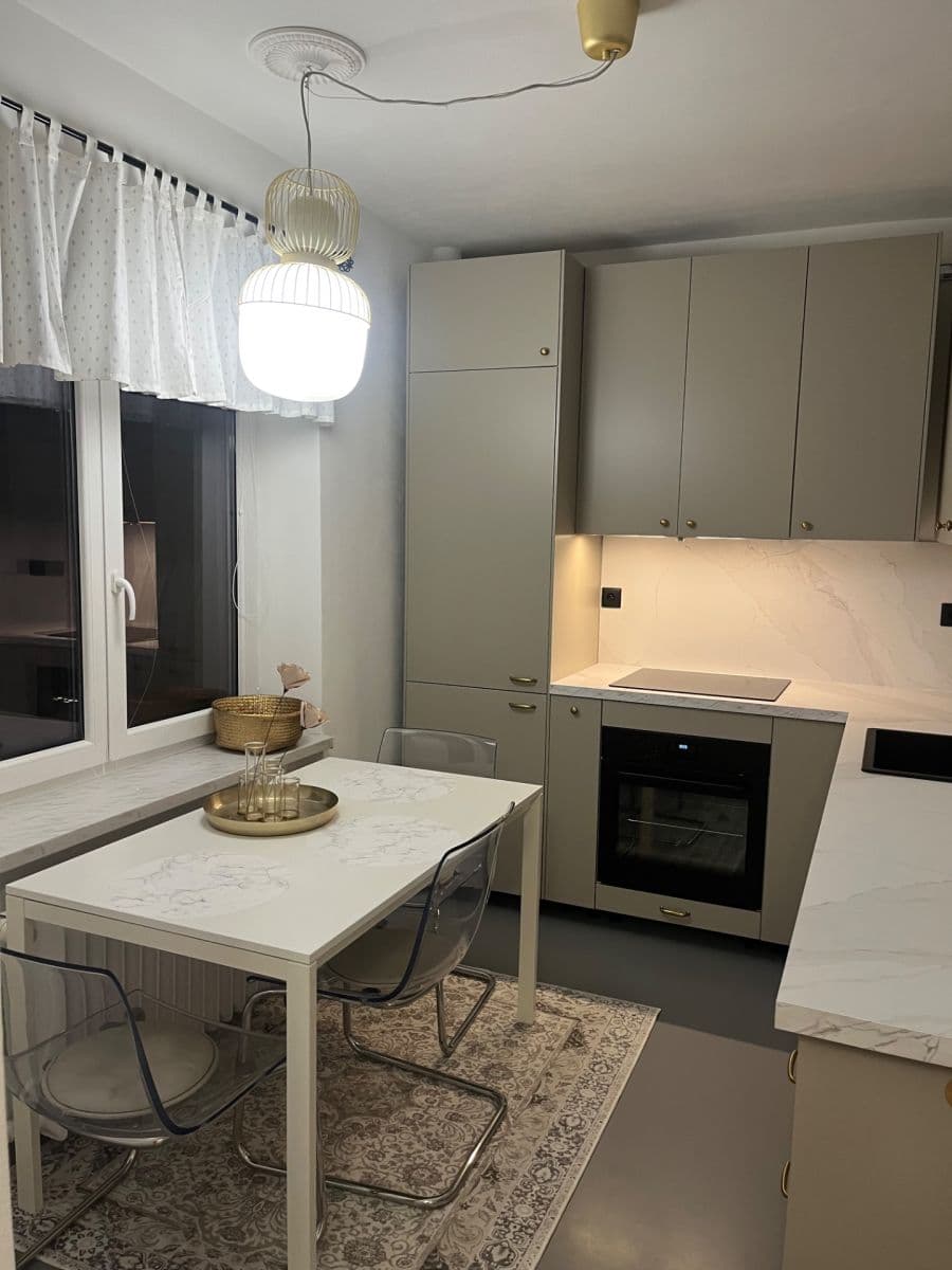 Prenájom bytu 2-izbový 51 m², Masarykova třída, Opava, Moravskoslezský kraj Prenájom bytu 2-izbový 51 m², Masarykova třída, Opava, Moravskoslezský kraj