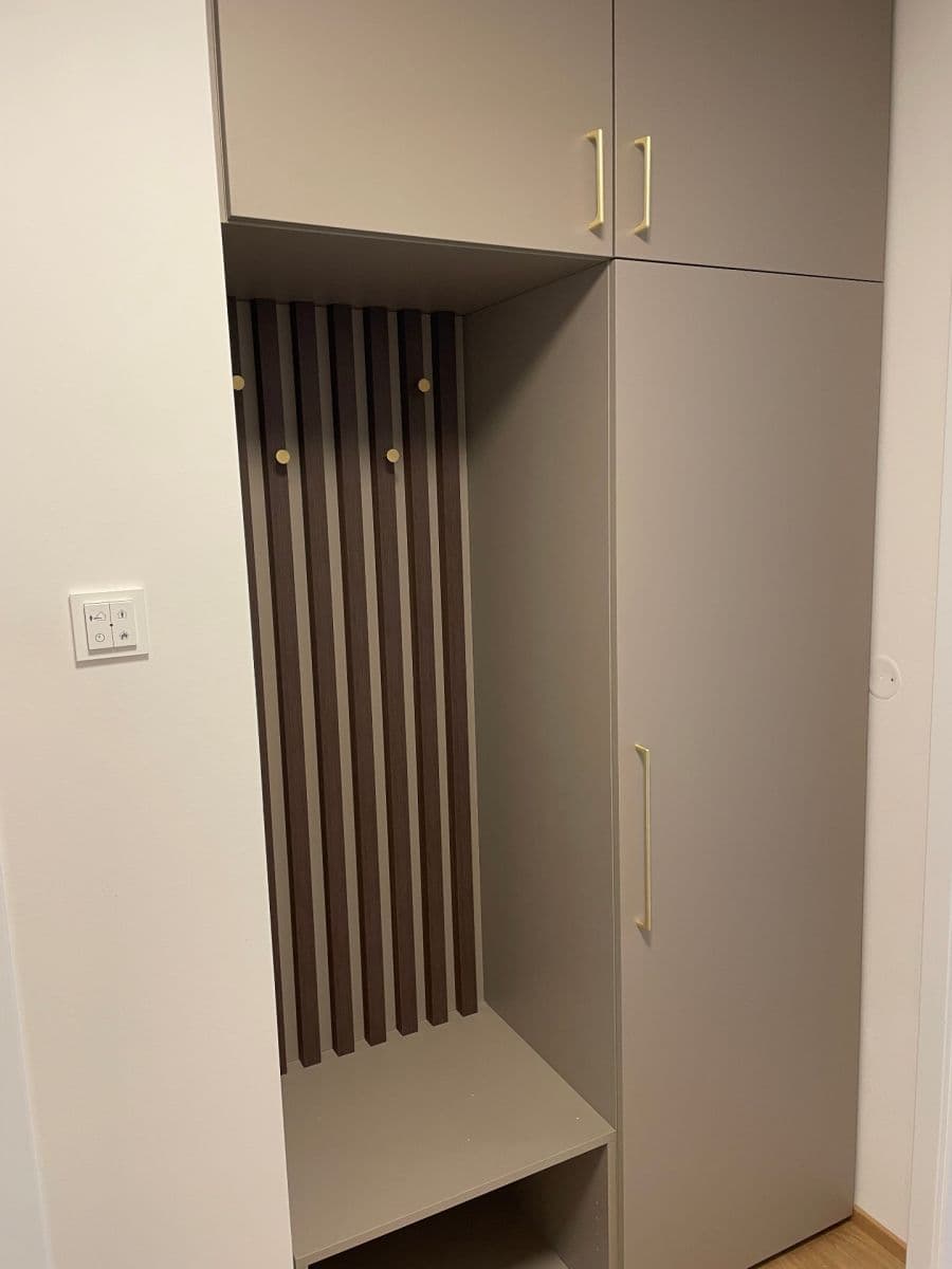 Prenájom bytu 2-izbový 76 m², V Přístavu, Praha, Praha Prenájom bytu 2-izbový 76 m², V Přístavu, Praha, Praha