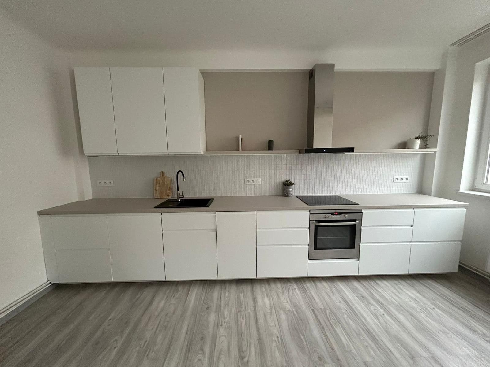 Prenájom bytu 2-izbový 45 m², Neveklovská, Praha, Praha Prenájom bytu 2-izbový 45 m², Neveklovská, Praha, Praha
