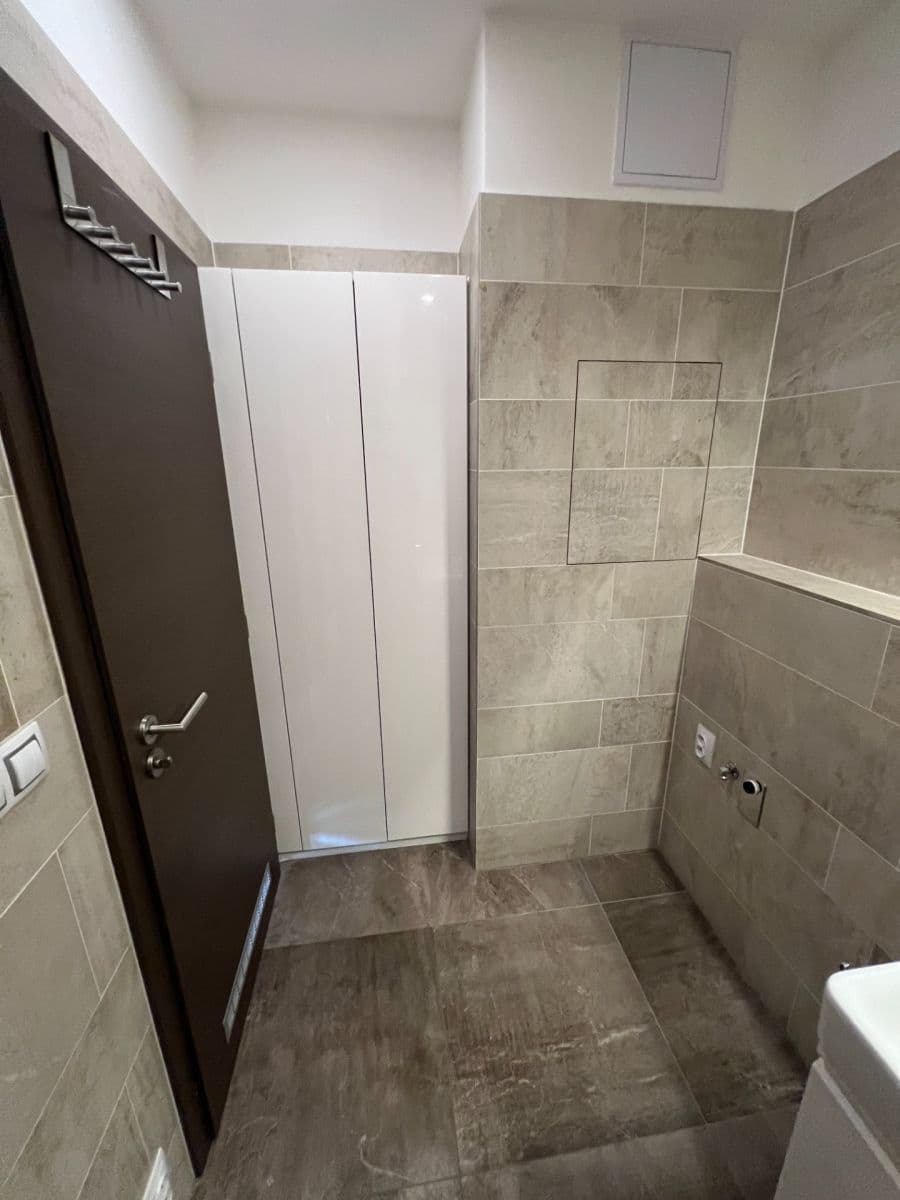 Predaj bytu 3-izbový 99 m², Řípská, Brno, Jihomoravský kraj Predaj bytu 3-izbový 99 m², Řípská, Brno, Jihomoravský kraj