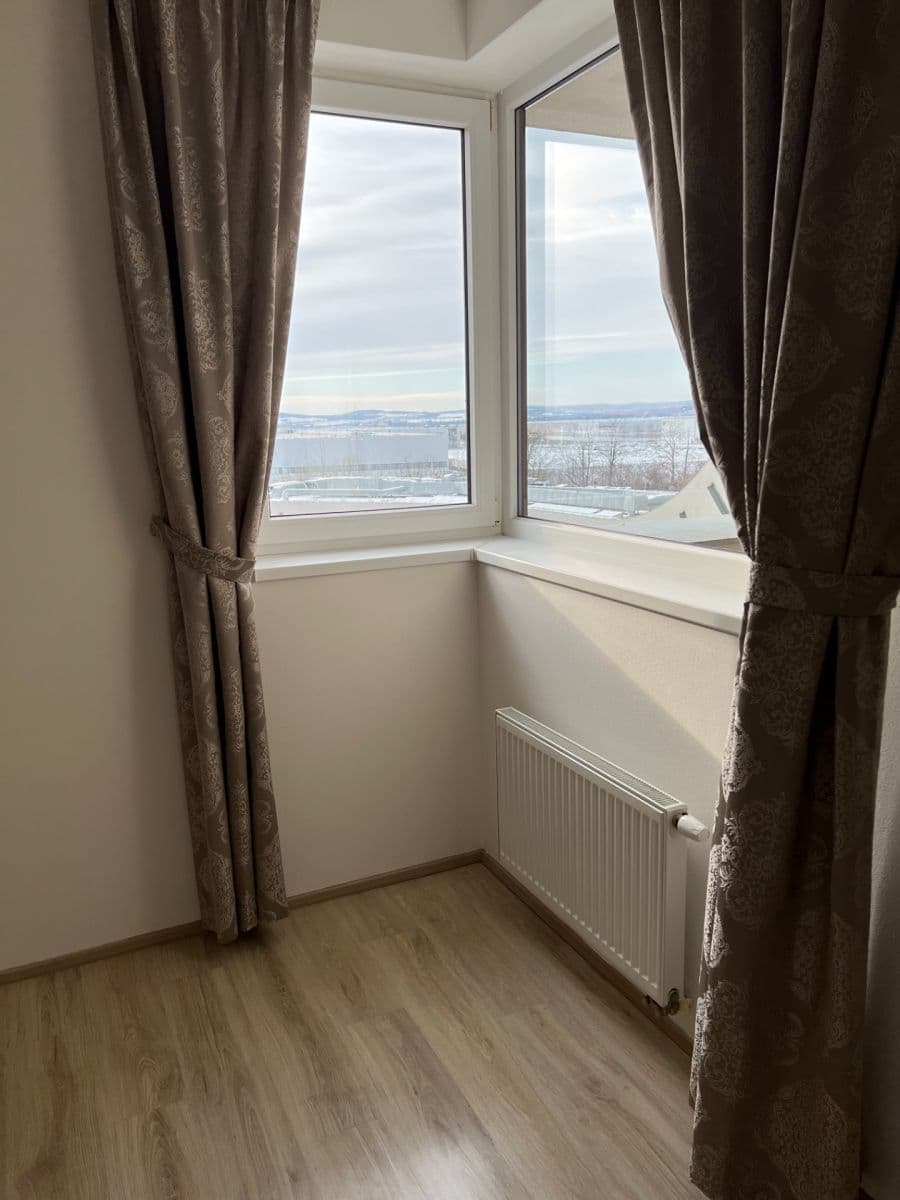 Predaj bytu 3-izbový 99 m², Řípská, Brno, Jihomoravský kraj Predaj bytu 3-izbový 99 m², Řípská, Brno, Jihomoravský kraj