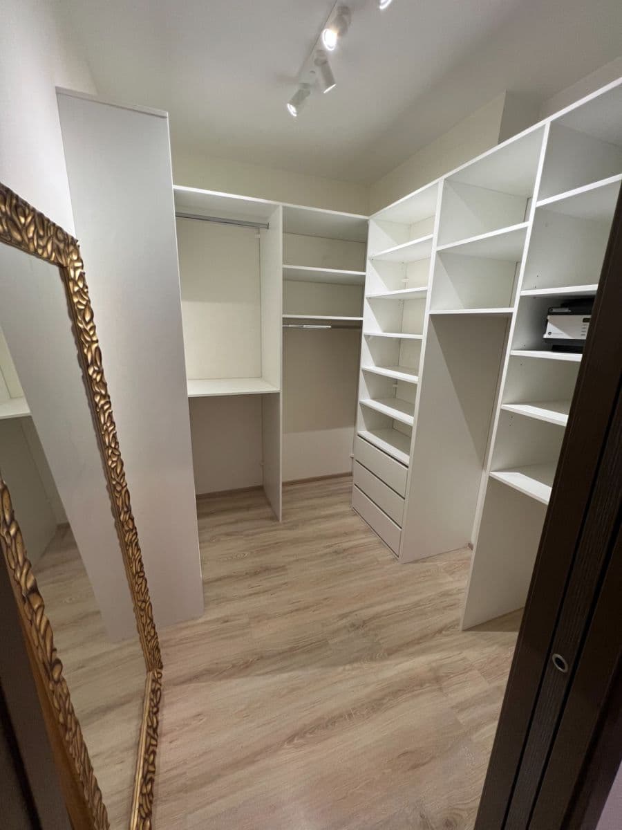 Predaj bytu 3-izbový 99 m², Řípská, Brno, Jihomoravský kraj Predaj bytu 3-izbový 99 m², Řípská, Brno, Jihomoravský kraj