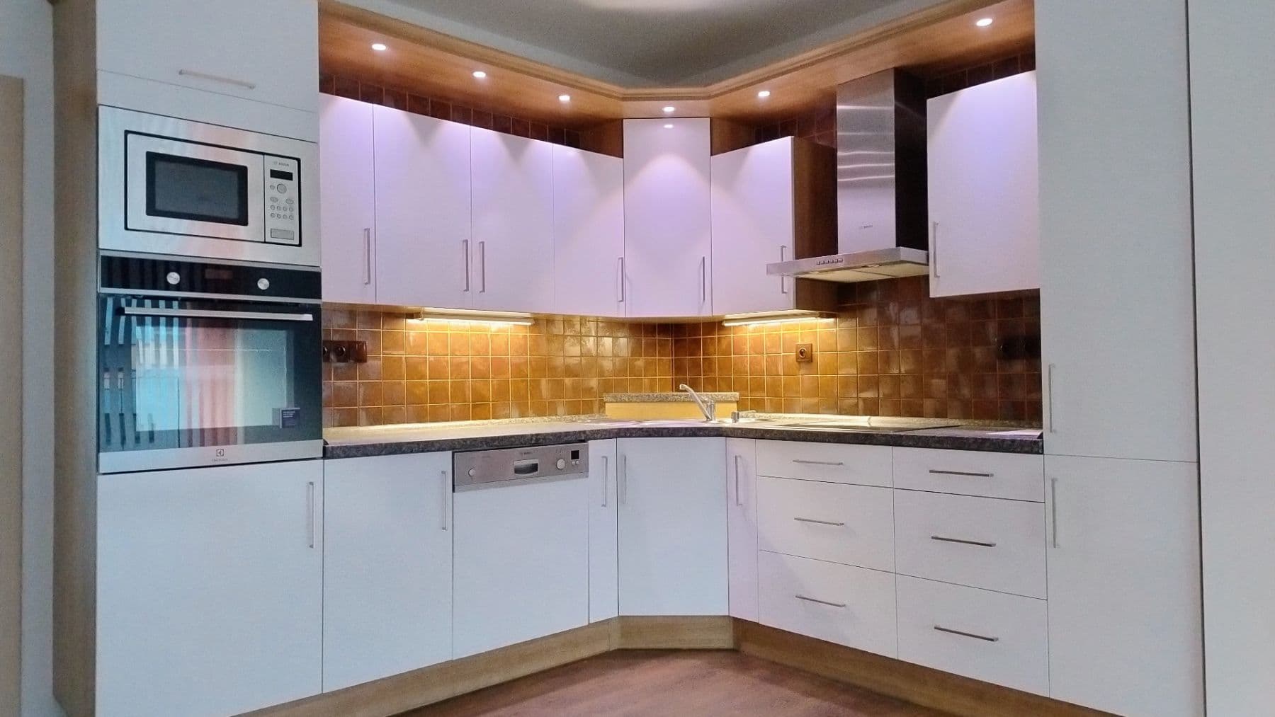 Prenájom bytu 4-izbový 106 m², Stromovka, Havlíčkův Brod, Kraj Vysočina Prenájom bytu 4-izbový 106 m², Stromovka, Havlíčkův Brod, Kraj Vysočina