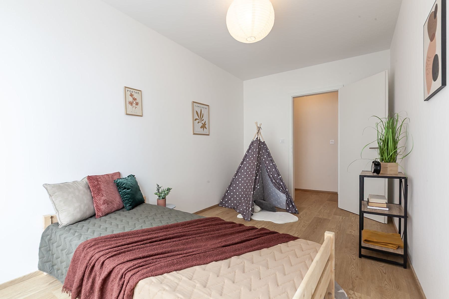 Predaj bytu 3-izbový 81 m², Milánská, Praha, Praha Predaj bytu 3-izbový 81 m², Milánská, Praha, Praha