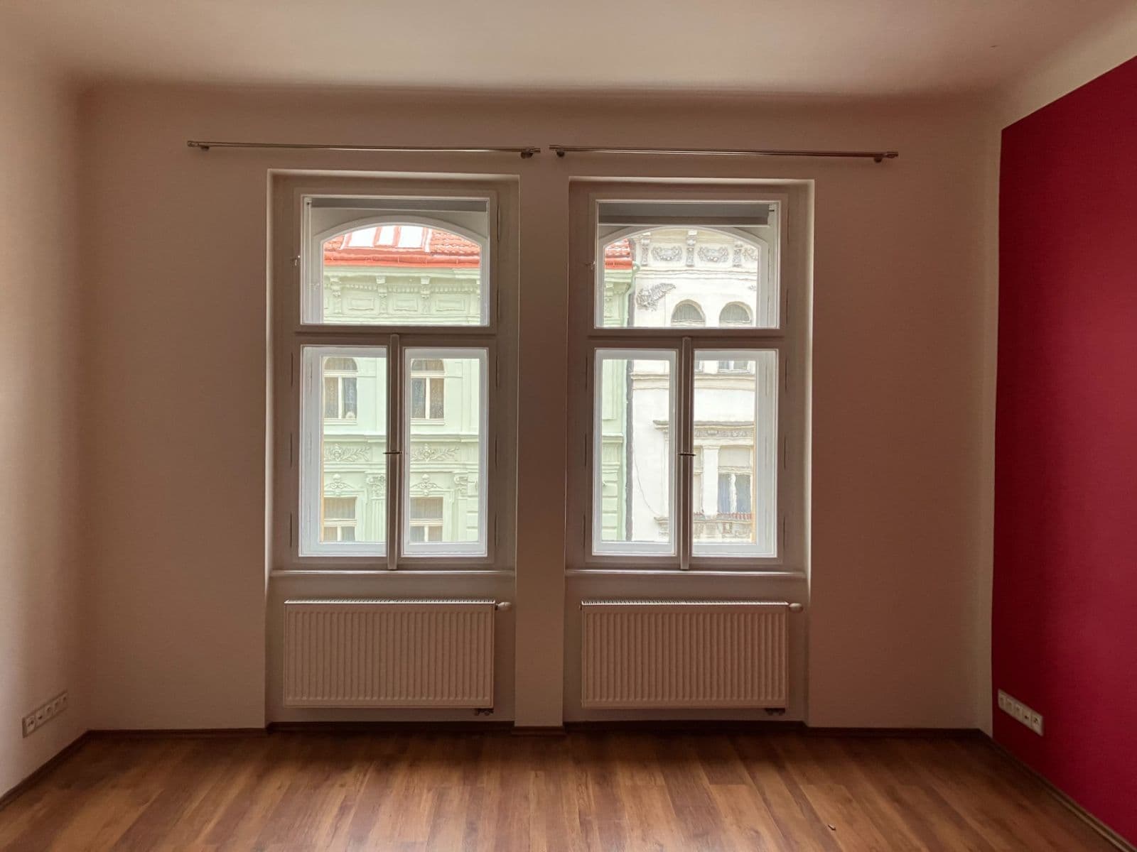 Prenájom bytu 3-izbový 100 m², Šumavská, Praha, Praha Prenájom bytu 3-izbový 100 m², Šumavská, Praha, Praha