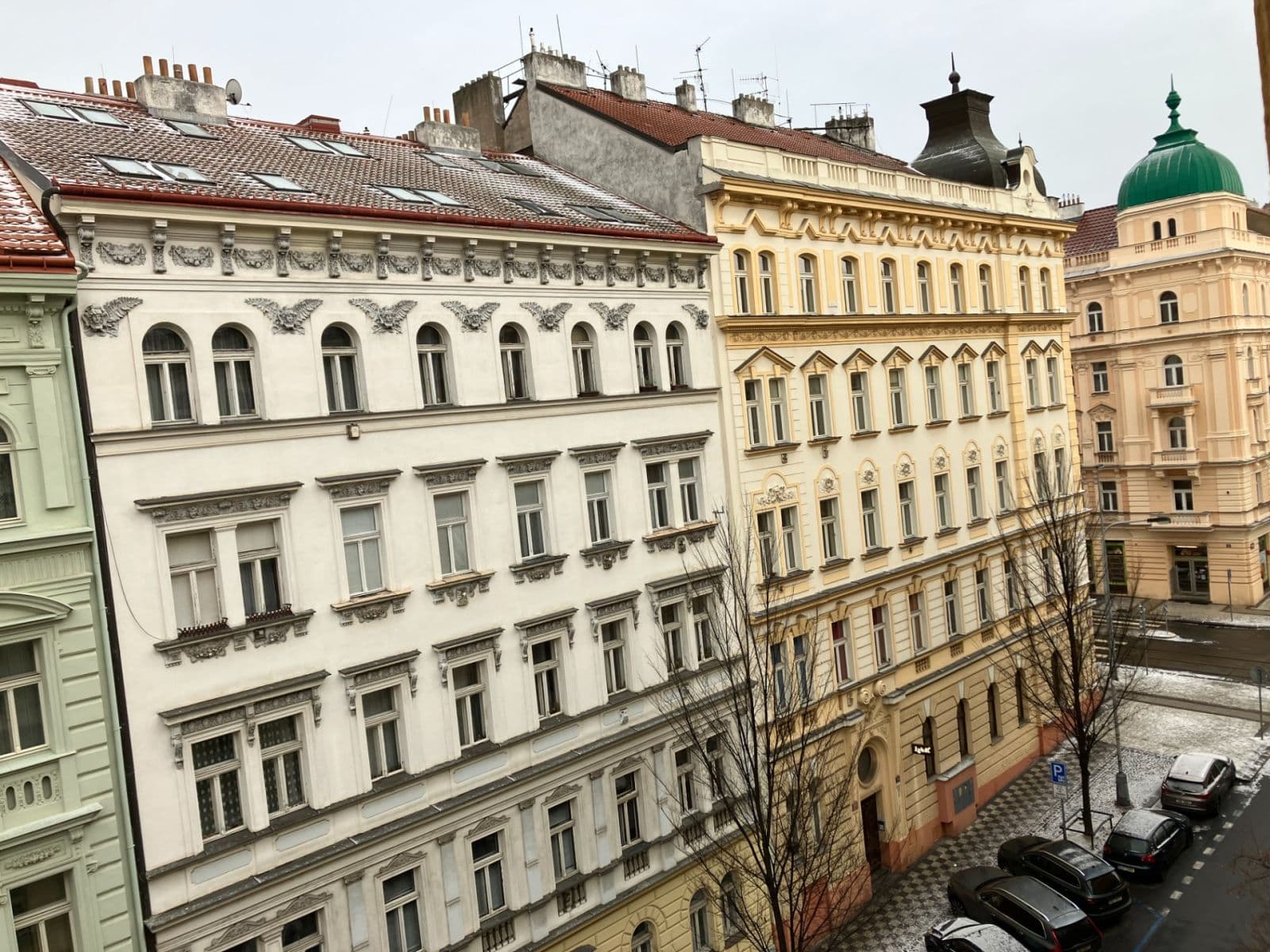 Prenájom bytu 3-izbový 100 m², Šumavská, Praha, Praha Prenájom bytu 3-izbový 100 m², Šumavská, Praha, Praha