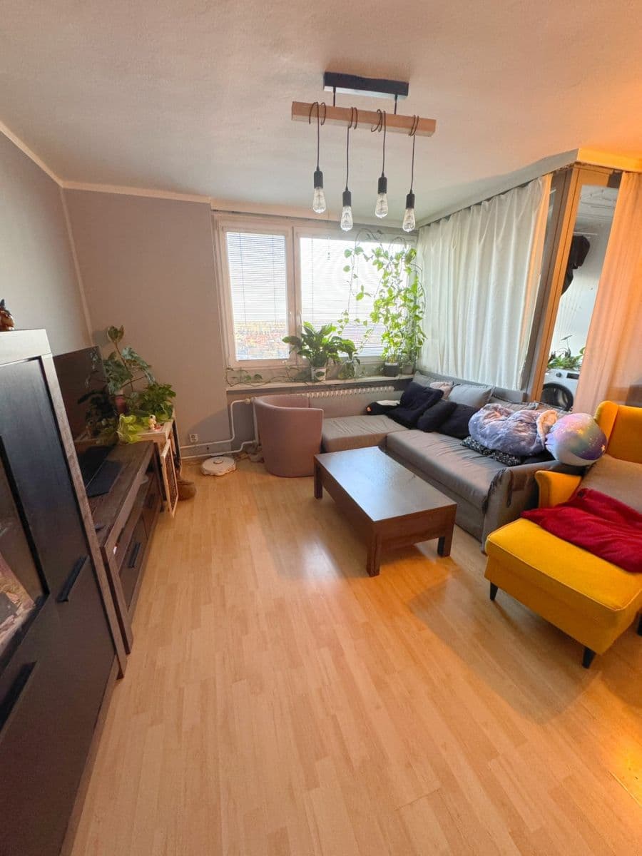 Predaj bytu 3-izbový 72 m², Hlivická, Praha, Praha Predaj bytu 3-izbový 72 m², Hlivická, Praha, Praha