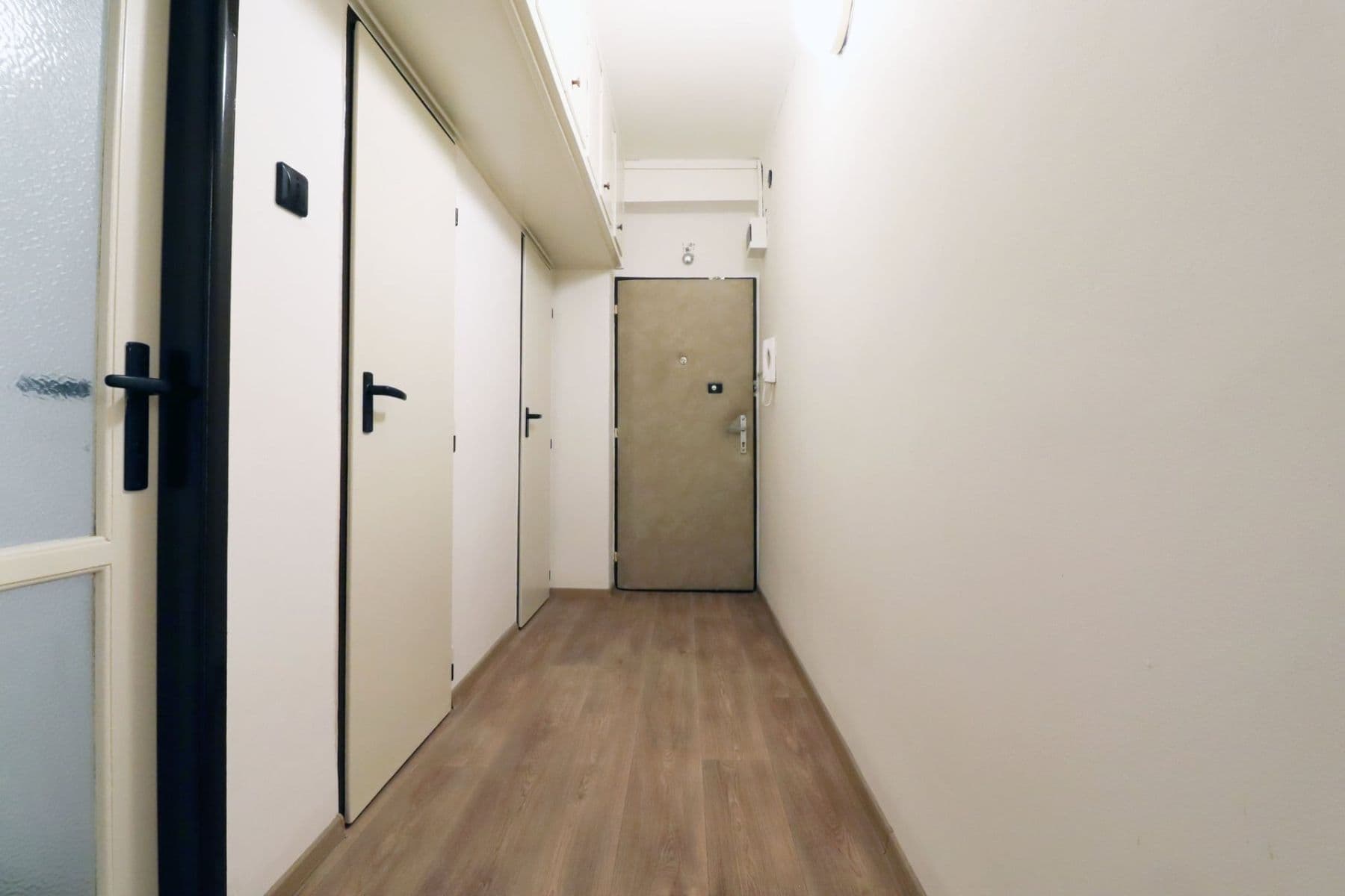 Prenájom bytu 2-izbový 55 m², náměstí Na Balabence, Praha, Praha Prenájom bytu 2-izbový 55 m², náměstí Na Balabence, Praha, Praha