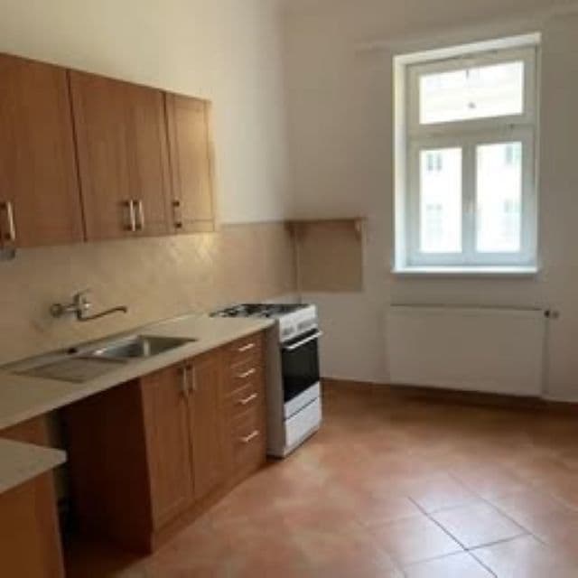 Prenájom bytu 1-izbový 42 m², Heřmanova, Praha, Praha Prenájom bytu 1-izbový 42 m², Heřmanova, Praha, Praha