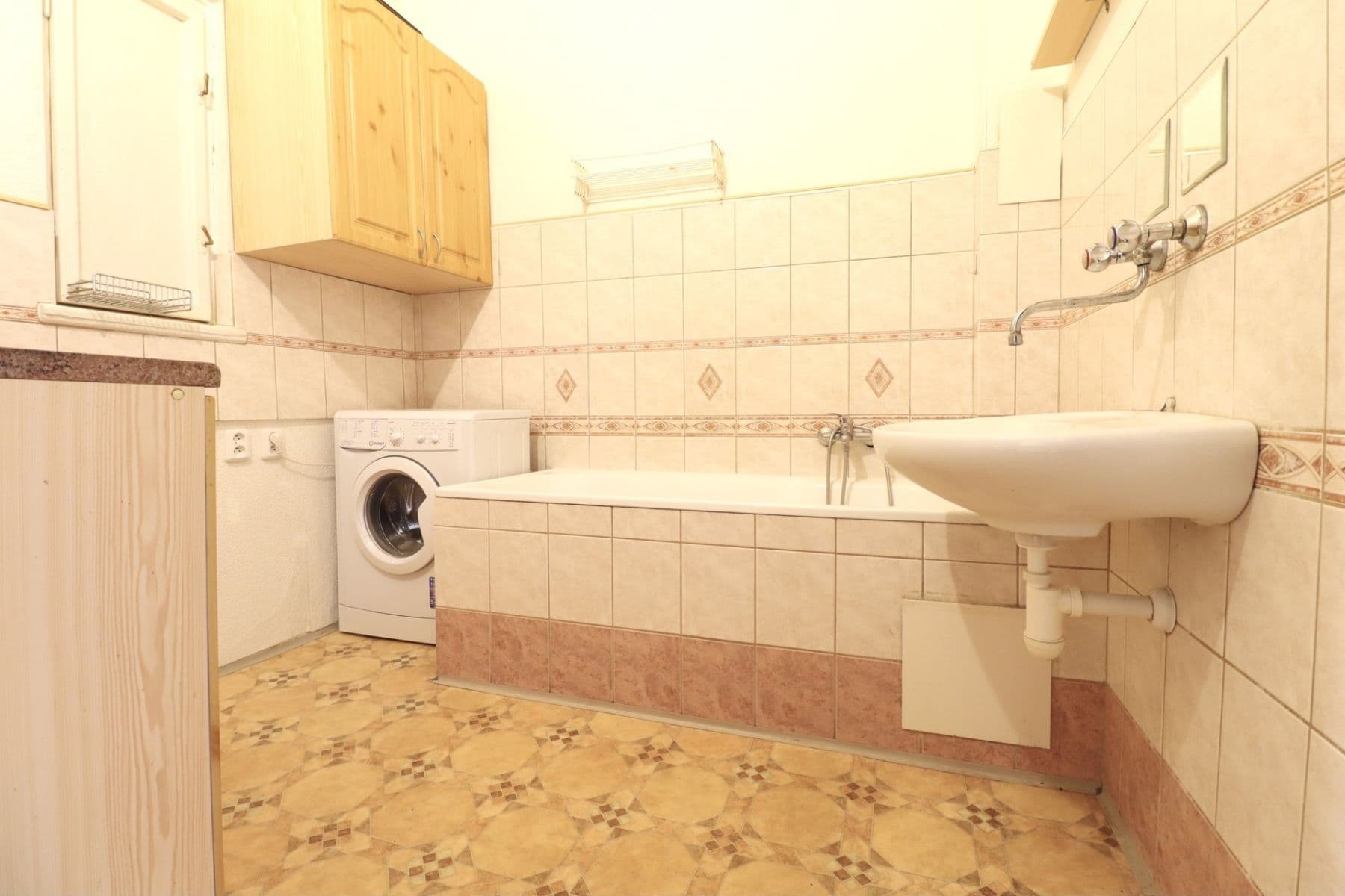 Prenájom bytu 2-izbový 54 m², Mrštíkova, Praha, Praha Prenájom bytu 2-izbový 54 m², Mrštíkova, Praha, Praha