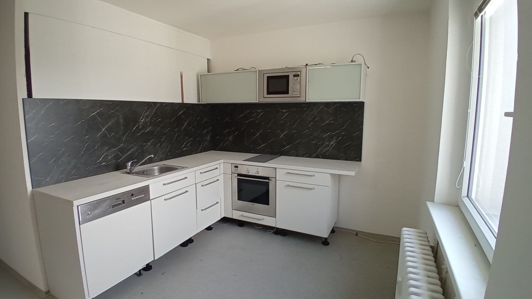 Prenájom nebytového priestoru 101 m², Českobratrská, Praha, Praha Prenájom nebytového priestoru 101 m², Českobratrská, Praha, Praha