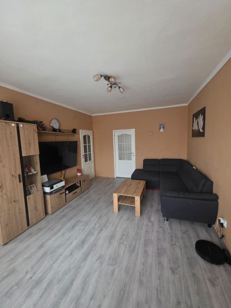 Predaj bytu 2-izbový 57 m², Hakenova, Kralupy nad Vltavou, Středočeský kraj Predaj bytu 2-izbový 57 m², Hakenova, Kralupy nad Vltavou, Středočeský kraj