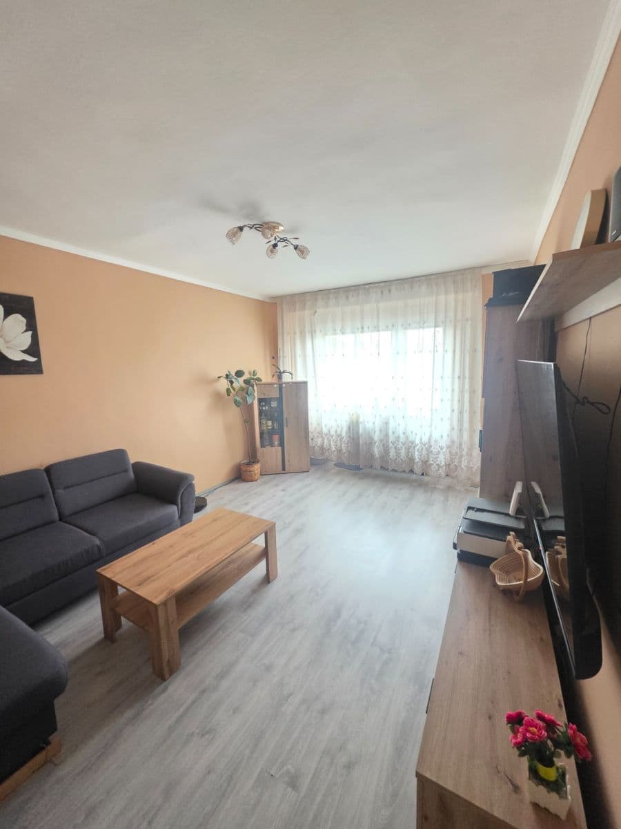 Predaj bytu 2-izbový 57 m², Hakenova, Kralupy nad Vltavou, Středočeský kraj Predaj bytu 2-izbový 57 m², Hakenova, Kralupy nad Vltavou, Středočeský kraj