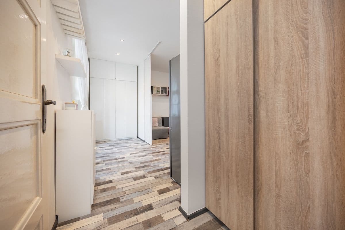 Prenájom bytu 1-izbový 34 m², Minská, Praha, Praha Prenájom bytu 1-izbový 34 m², Minská, Praha, Praha