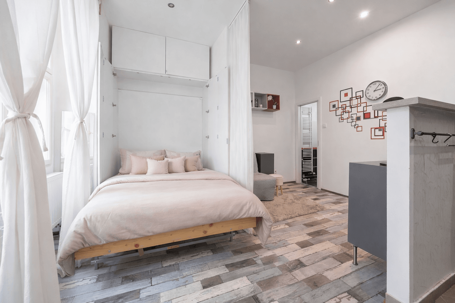 Prenájom bytu 1-izbový 34 m², Minská, Praha, Praha Prenájom bytu 1-izbový 34 m², Minská, Praha, Praha