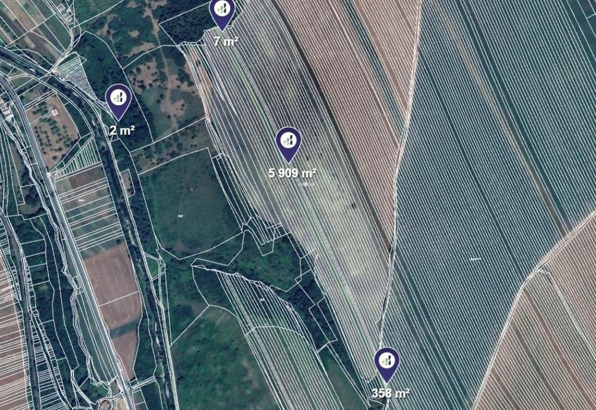 Predaj pozemku 60.562 m², Javorník, Jihomoravský kraj Predaj pozemku 60.562 m², Javorník, Jihomoravský kraj