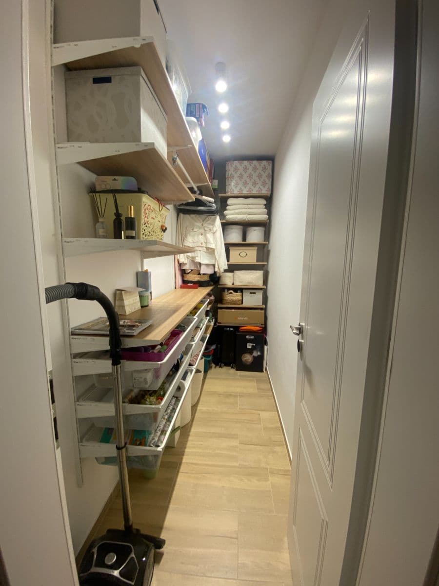 Prenájom bytu 2-izbový 58 m², Andreja Žarnova, Trnava, Trnavský kraj Prenájom bytu 2-izbový 58 m², Andreja Žarnova, Trnava, Trnavský kraj