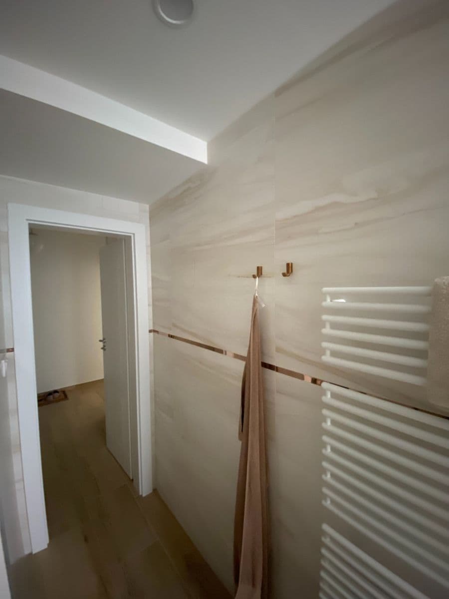 Prenájom bytu 2-izbový 58 m², Andreja Žarnova, Trnava, Trnavský kraj Prenájom bytu 2-izbový 58 m², Andreja Žarnova, Trnava, Trnavský kraj