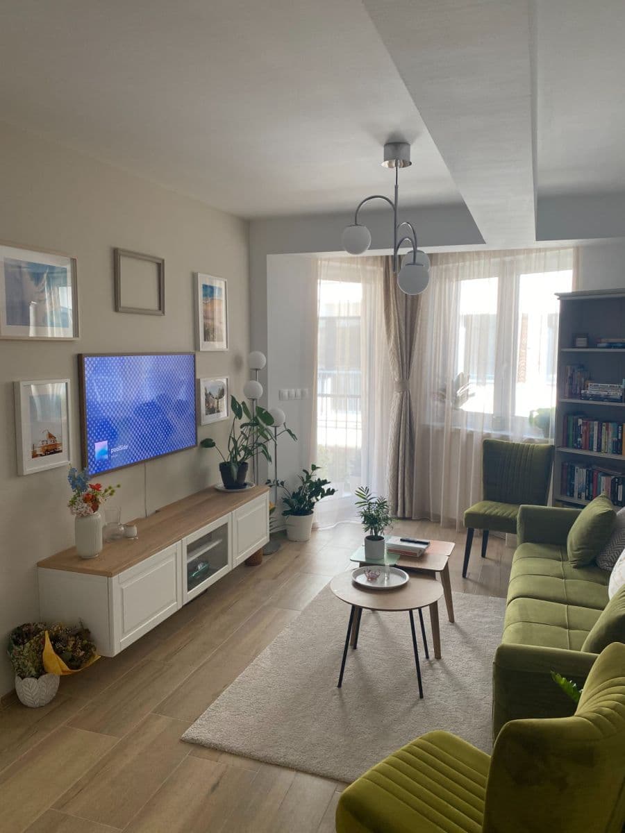 Prenájom bytu 2-izbový 58 m², Andreja Žarnova, Trnava, Trnavský kraj Prenájom bytu 2-izbový 58 m², Andreja Žarnova, Trnava, Trnavský kraj