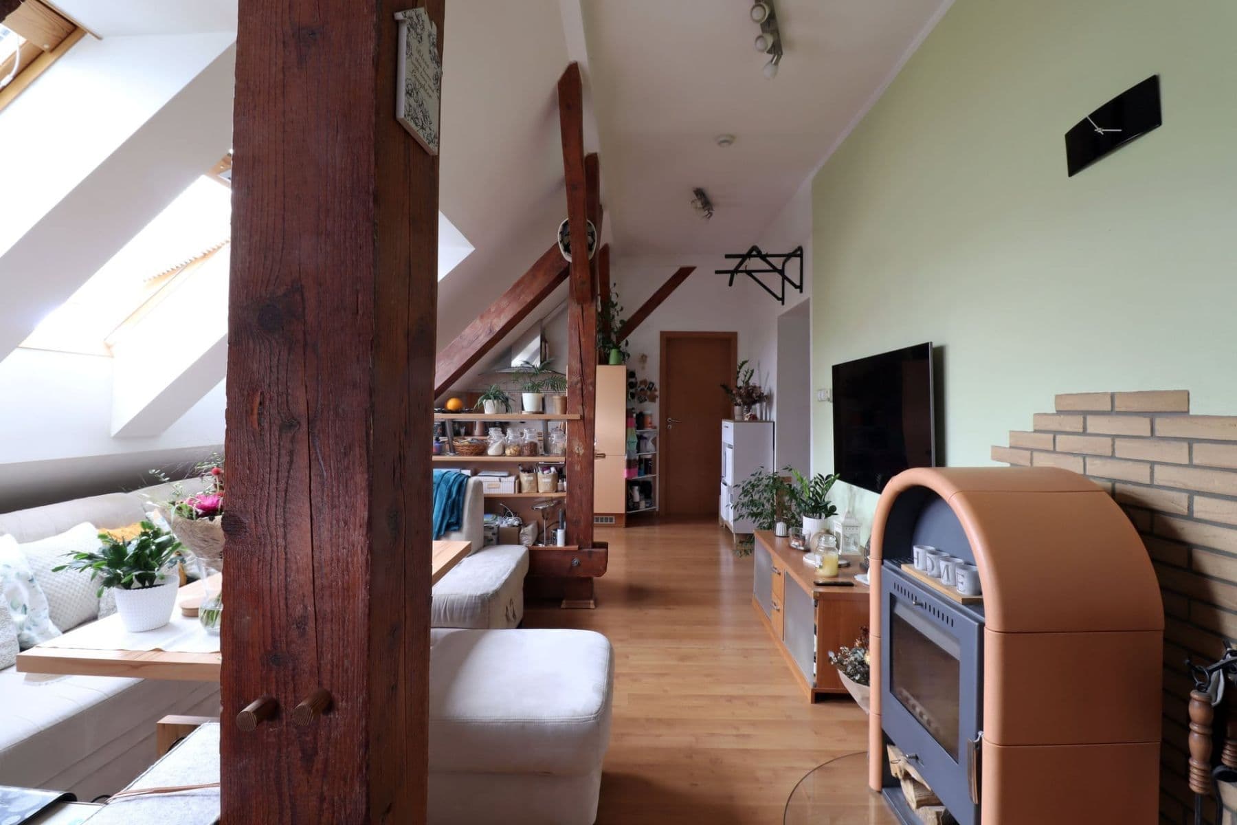 Prenájom bytu 2-izbový 66 m², V Holešovičkách, Praha, Praha Prenájom bytu 2-izbový 66 m², V Holešovičkách, Praha, Praha