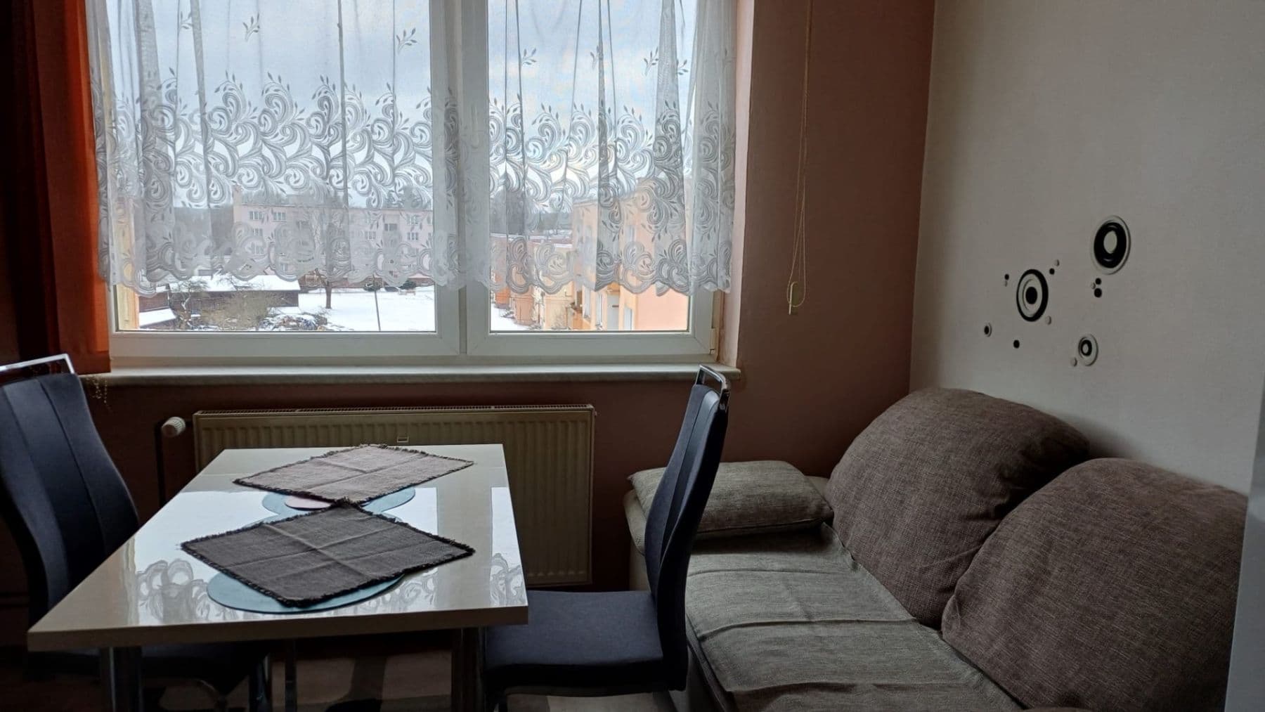 Prenájom bytu 1-izbový 40 m², Hazlov, Karlovarský kraj Prenájom bytu 1-izbový 40 m², Hazlov, Karlovarský kraj