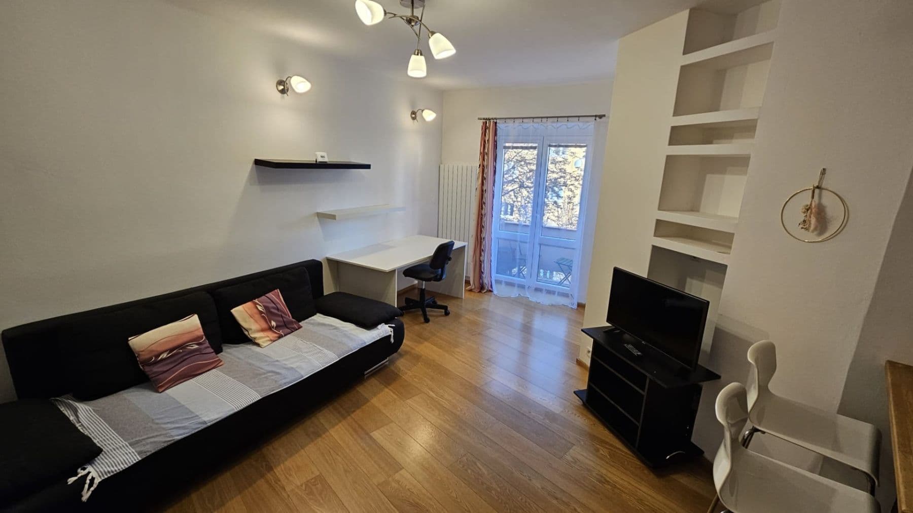 Prenájom bytu 2-izbový 39 m², Biskupcova, Praha, Praha Prenájom bytu 2-izbový 39 m², Biskupcova, Praha, Praha