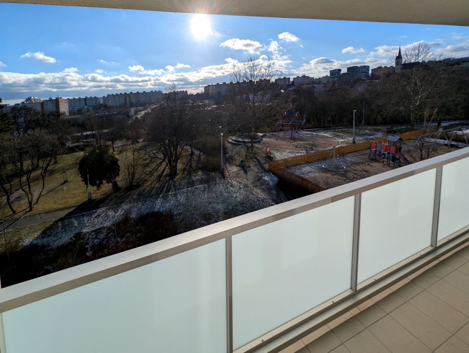 Prenájom bytu 4-izbový 107 m², Chalabalova, Praha, Praha Prenájom bytu 4-izbový 107 m², Chalabalova, Praha, Praha