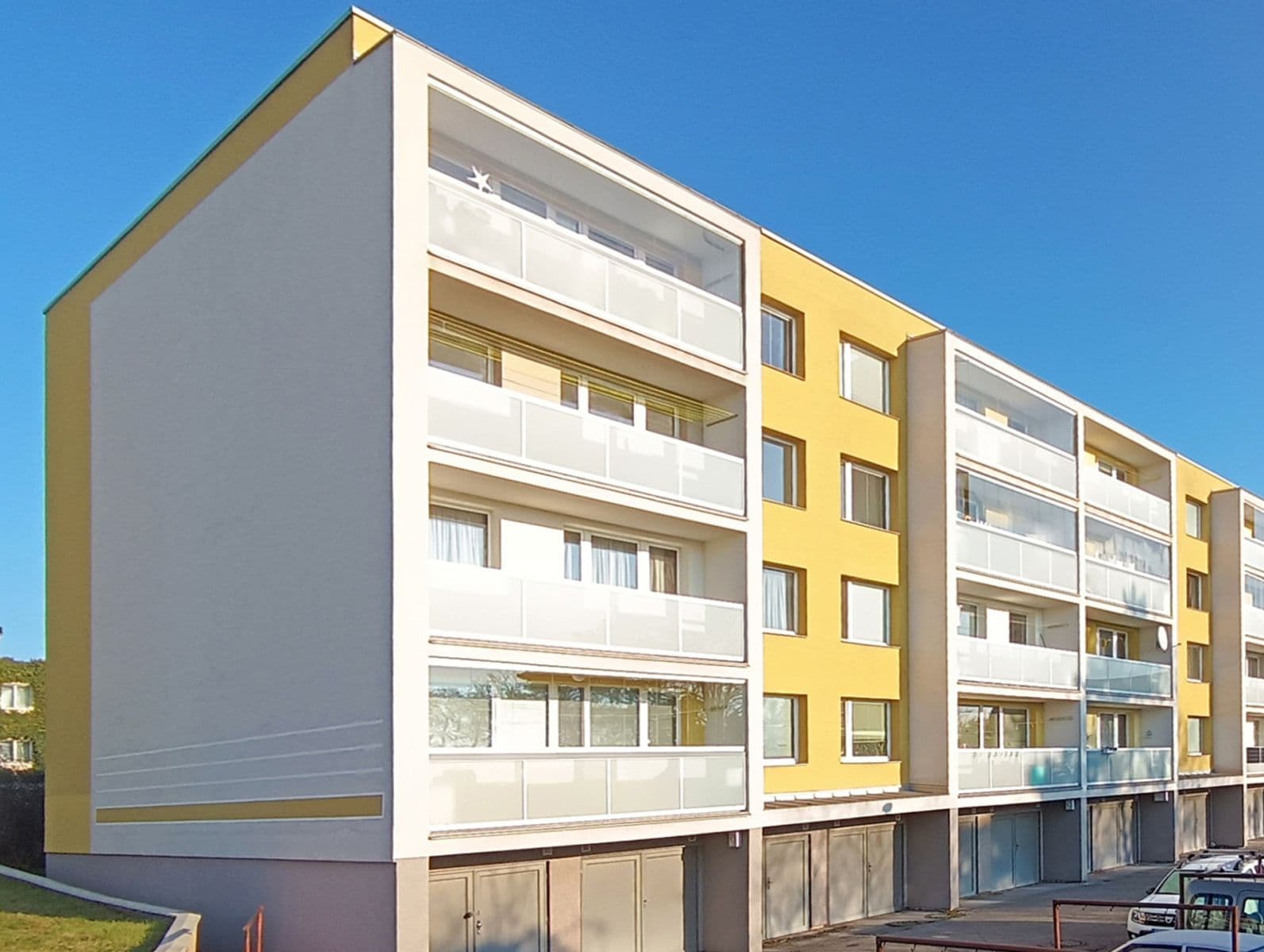 Prenájom bytu 4-izbový 107 m², Chalabalova, Praha, Praha Prenájom bytu 4-izbový 107 m², Chalabalova, Praha, Praha