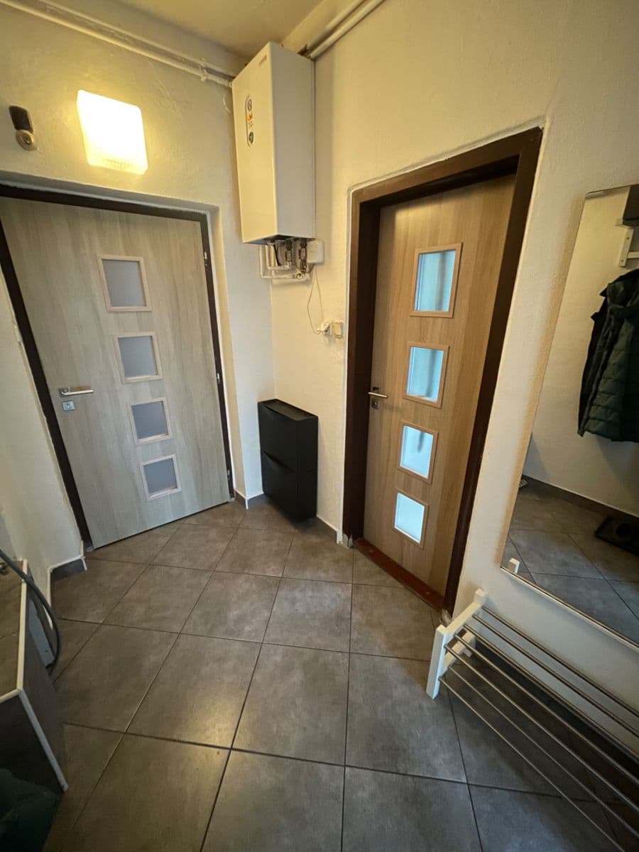 Prenájom bytu 1-izbový 60 m², U Lesíčka, Liberec, Liberecký kraj Prenájom bytu 1-izbový 60 m², U Lesíčka, Liberec, Liberecký kraj