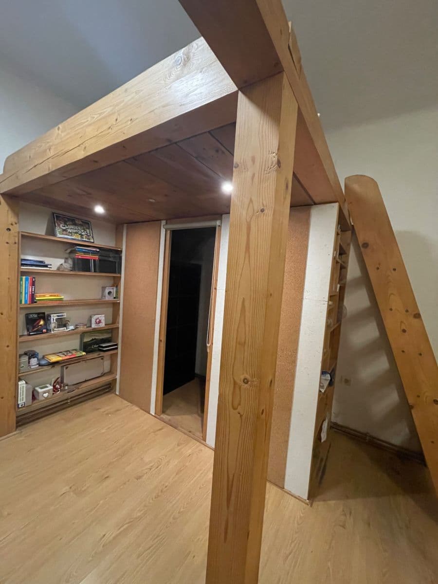 Prenájom bytu 1-izbový 60 m², U Lesíčka, Liberec, Liberecký kraj Prenájom bytu 1-izbový 60 m², U Lesíčka, Liberec, Liberecký kraj
