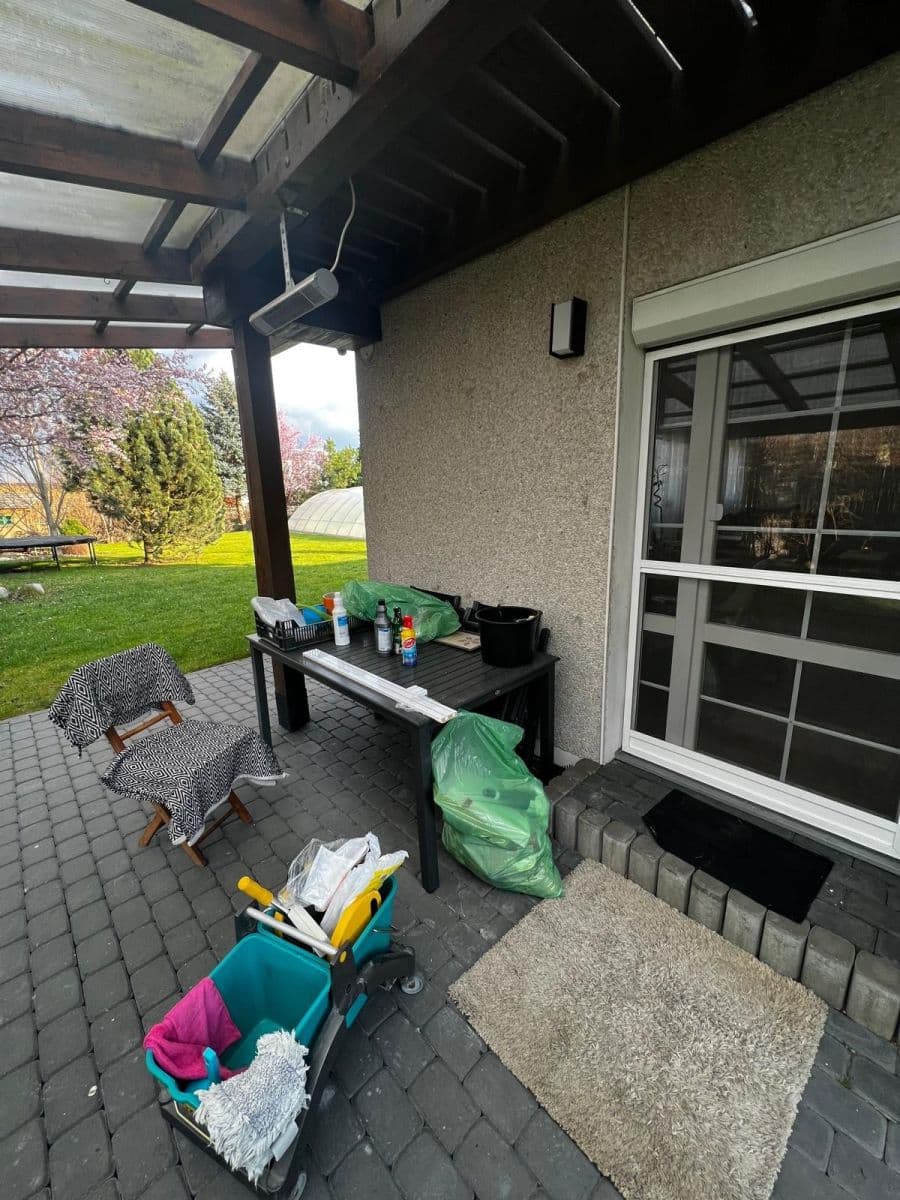 Prenájom domu 128 m², pozemek 1.200 m², V Pálce, Křenice, Středočeský kraj Prenájom domu 128 m², pozemek 1.200 m², V Pálce, Křenice, Středočeský kraj