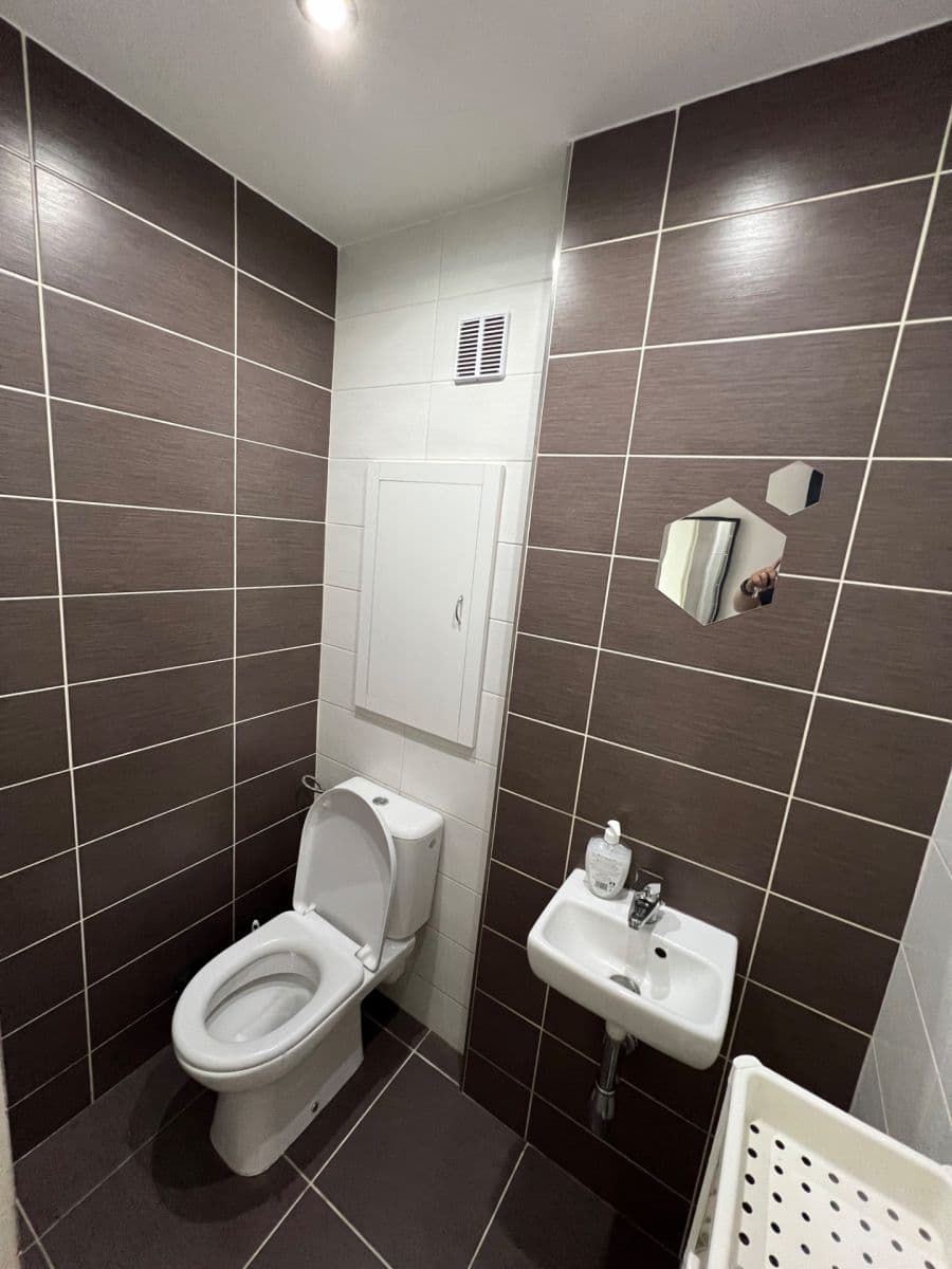 Prenájom bytu 3-izbový 71 m², Ostravská, Frýdek-Místek, Moravskoslezský kraj Prenájom bytu 3-izbový 71 m², Ostravská, Frýdek-Místek, Moravskoslezský kraj