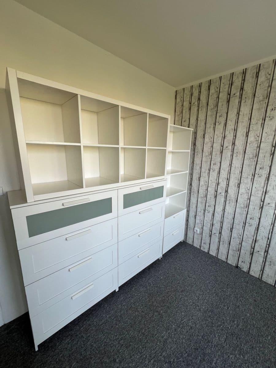 Prenájom bytu 3-izbový 71 m², Ostravská, Frýdek-Místek, Moravskoslezský kraj Prenájom bytu 3-izbový 71 m², Ostravská, Frýdek-Místek, Moravskoslezský kraj