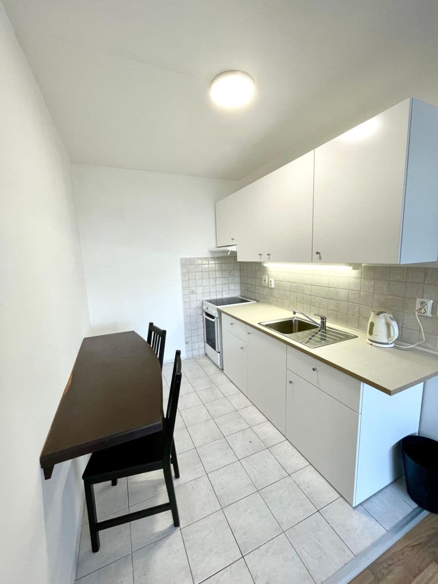 Predaj bytu 2-izbový 45 m², Na Komořsku, Praha, Praha Predaj bytu 2-izbový 45 m², Na Komořsku, Praha, Praha