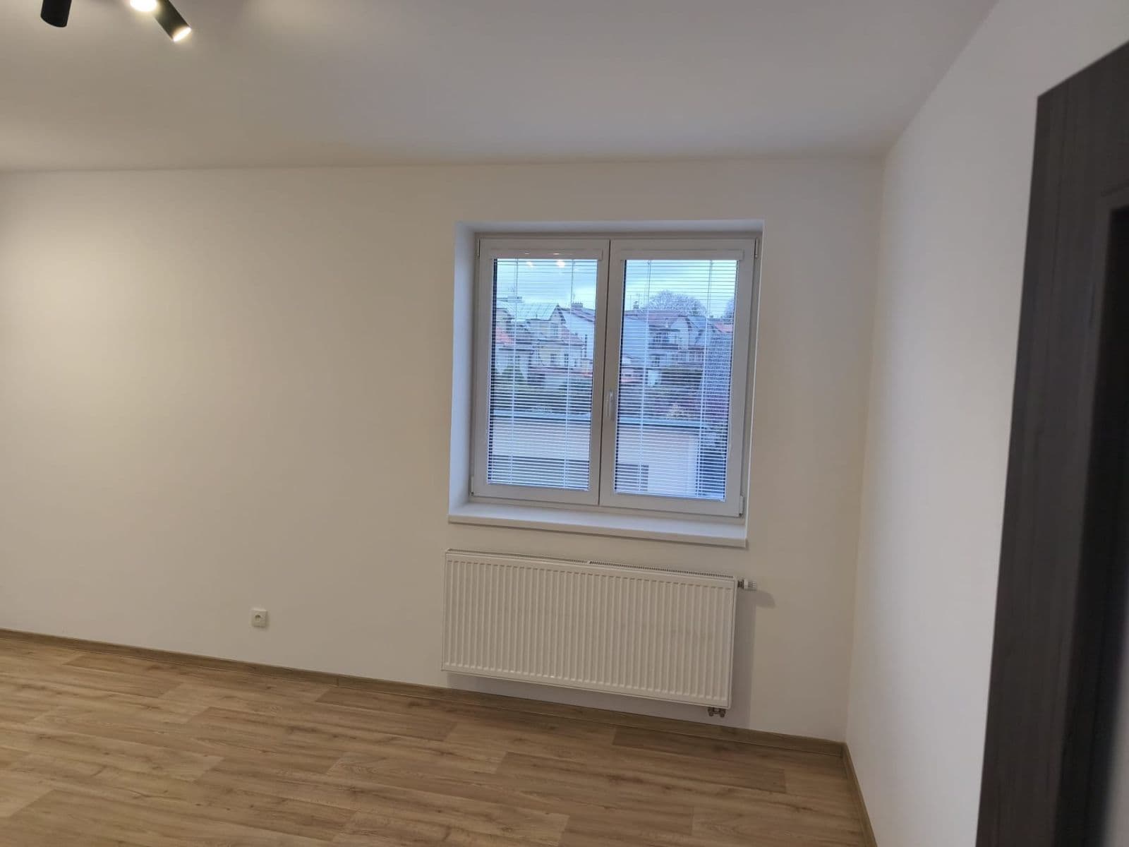 Prenájom bytu 1-izbový 48 m², P. Bezruče, Nová Paka, Královéhradecký kraj Prenájom bytu 1-izbový 48 m², P. Bezruče, Nová Paka, Královéhradecký kraj