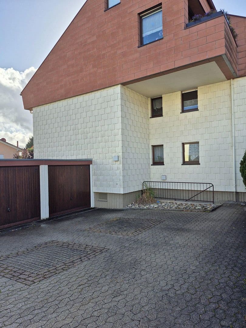 Prenájom bytu 3-izbový 74 m², Pforzheim, Bádensko-Wurttembersko Prenájom bytu 3-izbový 74 m², Pforzheim, Bádensko-Wurttembersko